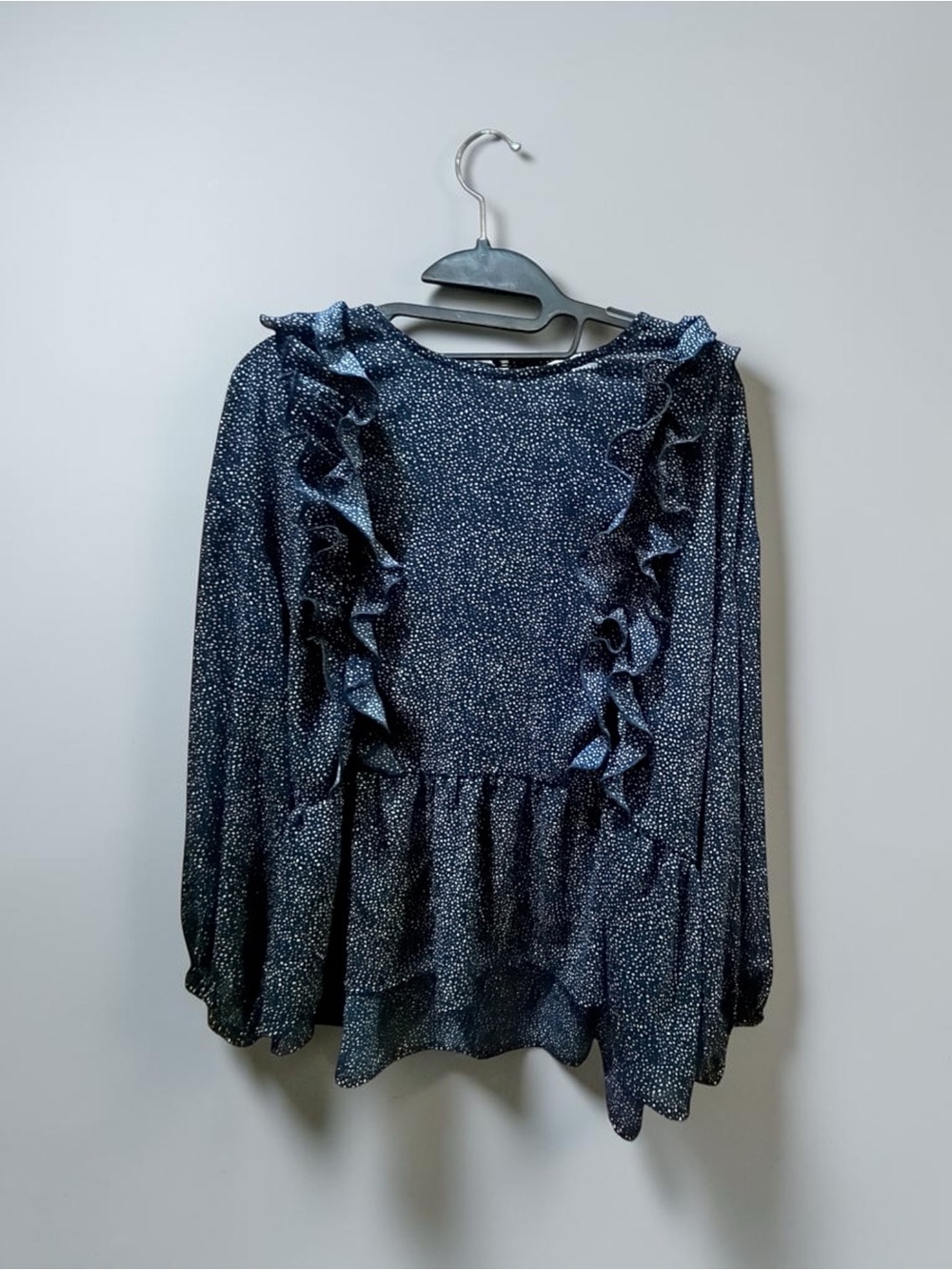 H&M Navy Ruffle Peplum Blouse | Size 8 - Picture 3 of 4